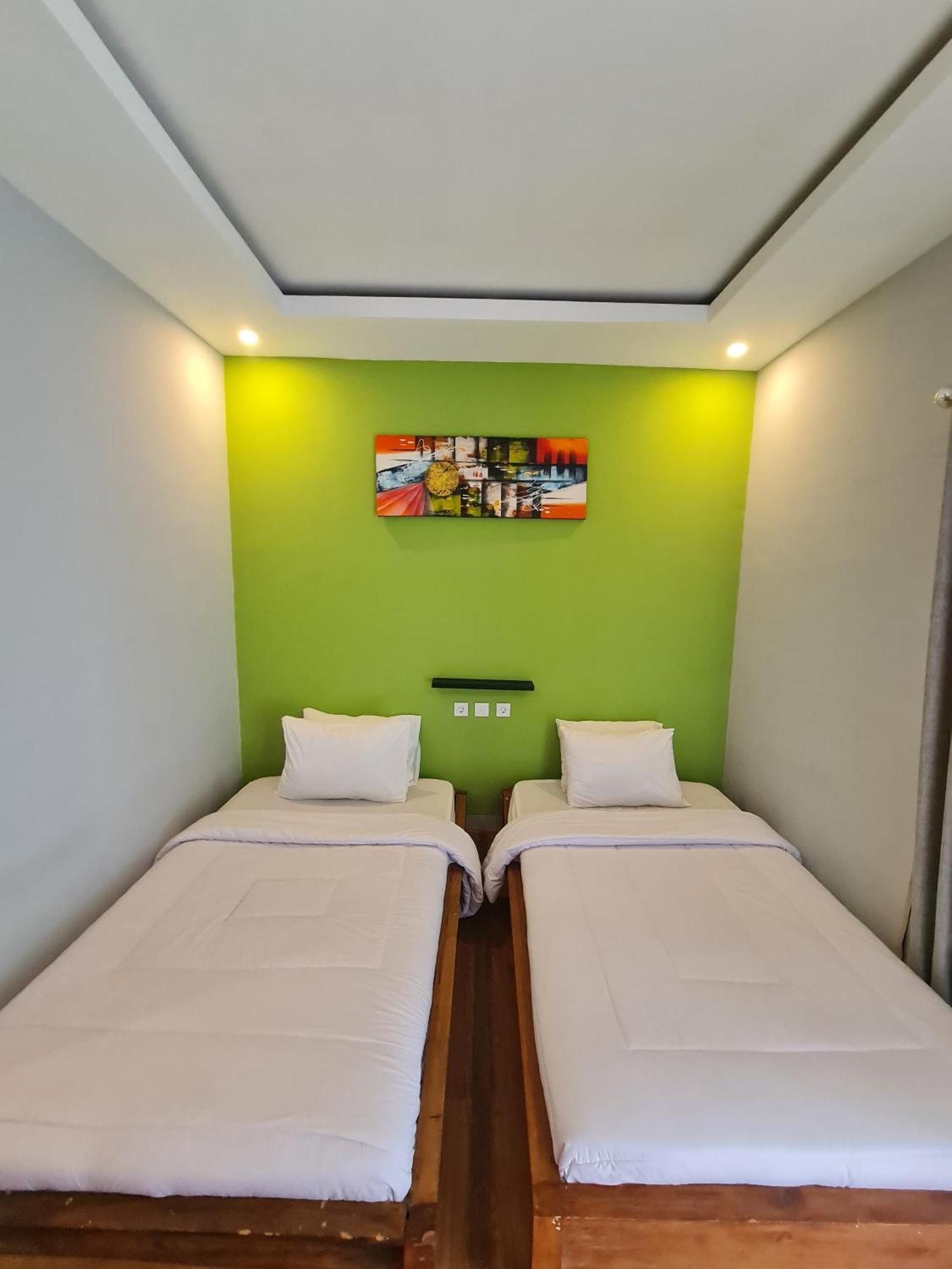 Makarma Resort Lombok Senggigi Esterno foto