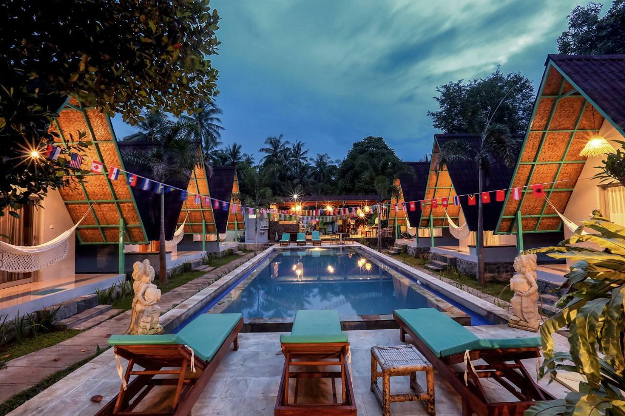 Makarma Resort Lombok Senggigi Esterno foto